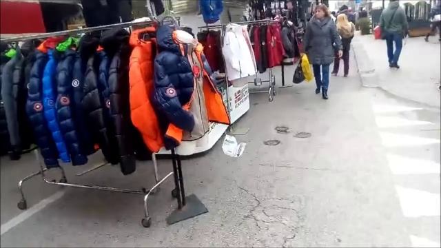 ИТАЛИЯ-ВЕЩЕВОЙ РЫНОК-ПОКУПОЧКИ. MERCATO DI VERSILIA. EMILIA ROMAGNA ITALY