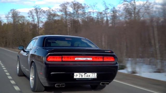 650 л.с. Dodge Challenger SRT8 392. Задолго до HELLCAT смотреть онлайн