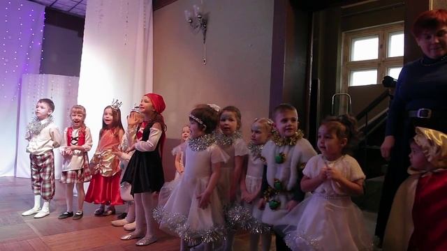 Снежная Королева. "Т.А.Ш" младшая группа смотреть онлайн