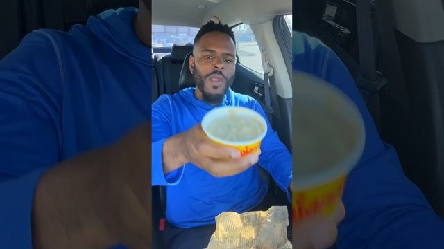 This STEAK Biscuit Is GOATED… #bojangles смотреть онлайн
