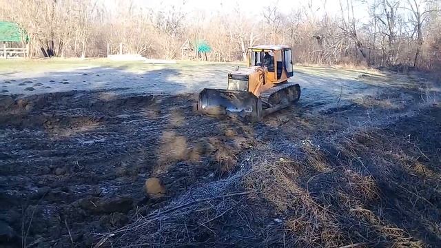 Роем пруд бульдозером Т170 смотреть онлайн