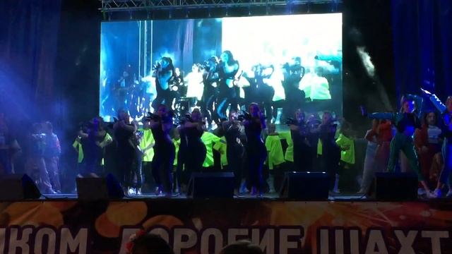 “D.M.”-DANCE MASTER ДГТУ /День города 2018/День шахтёра смотреть онлайн