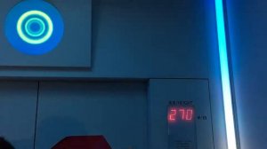 Скоростной лифт в Шанхайском всемирном финансовом центре.