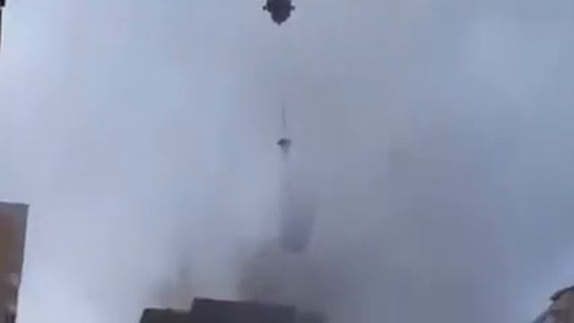 Тушение пожара на высотке с вертолета смотреть онлайн