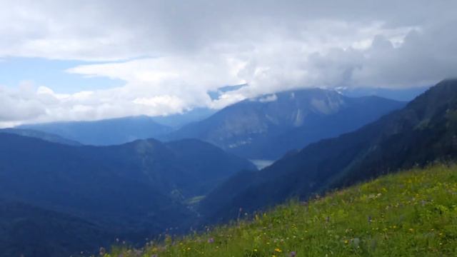 Рица с высоты Ацетука смотреть онлайн