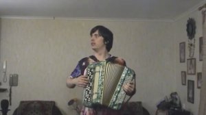 Я не хочу чтоб ты плакала, я не хочу твоих слёз. Плачет гармонь, вздыхая бархатными басами