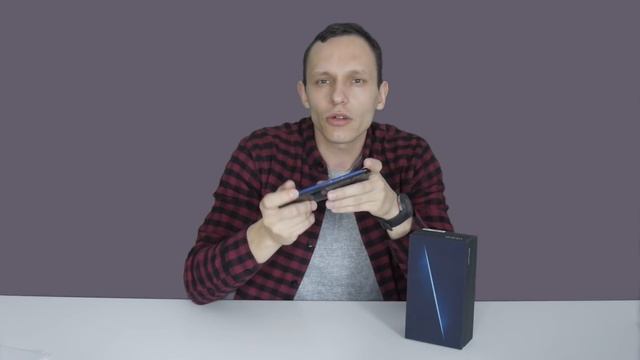 Полный обзор Vivo iQOO. Игровой смартфон со своими фишками (6+) смотреть онлайн