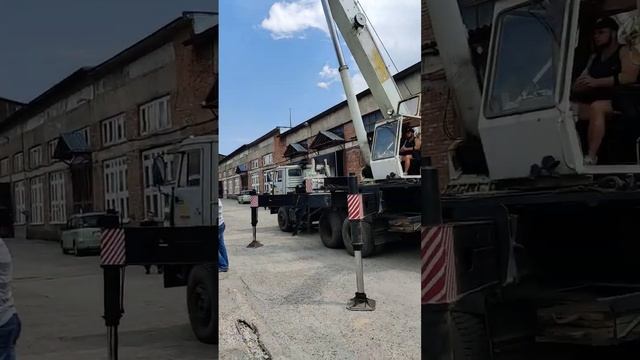 Погрузка фрезерного станка смотреть онлайн