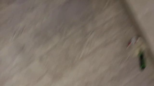 Укладка линолеума, швы вблизи смотреть онлайн