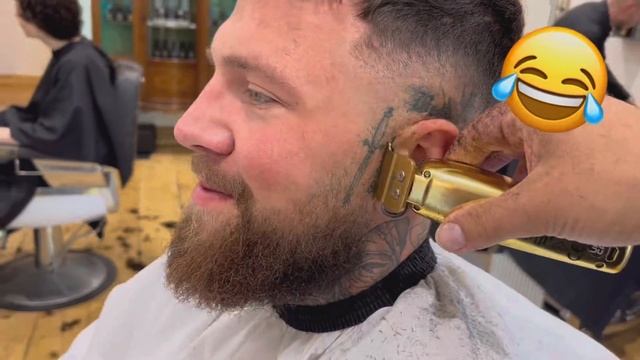 BEST Cordless Trimmers For Barbers (SC SABER) смотреть онлайн