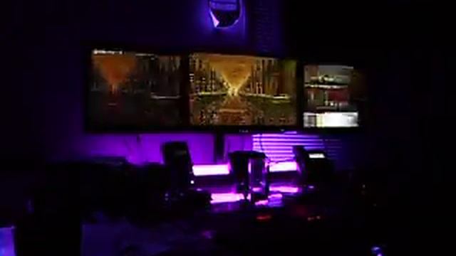 Open Suse 11.3 64 Bit + Compiz + ATI Eyefinity 3 Monitor смотреть онлайн