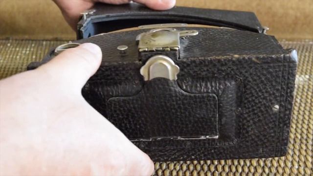 An Antique Panoramic Camera--The 1907 Panoram-Kodak No. 1 смотреть онлайн