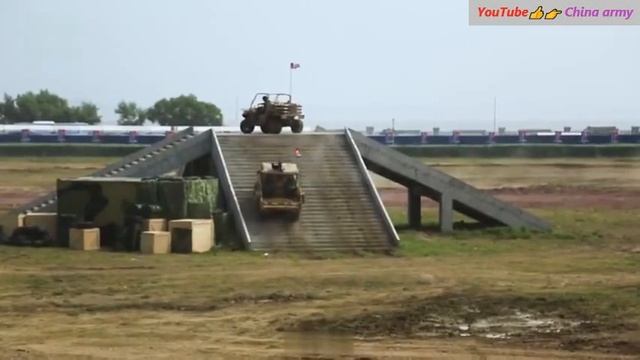 Китайская техника отжигает на выставке в Чжухае смотреть онлайн