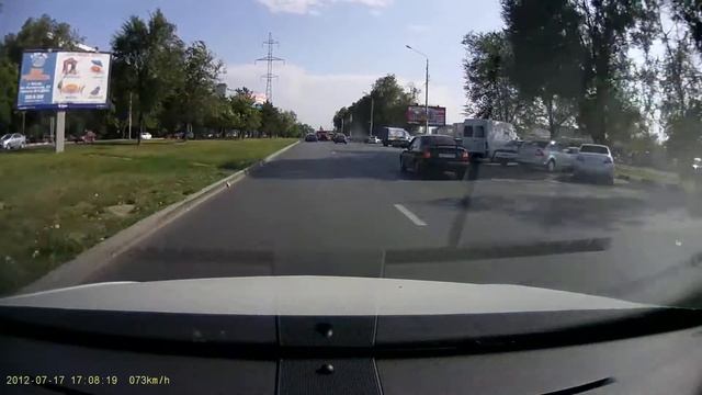 кто зло? скутер или газель? смотреть онлайн