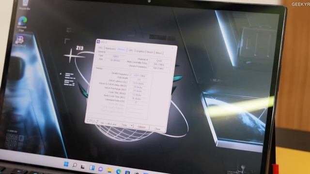Asus ROG Flow Z13 (2022) Powerful Windows Gaming Tablet First Looks смотреть онлайн