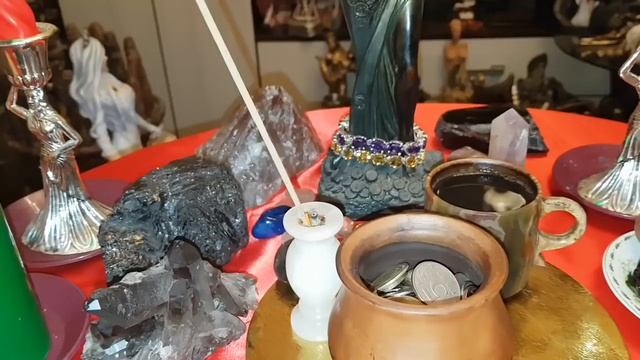 МОНЕТА РОДИТ БОГАТСТВО ДЛЯ ВСЕХ ВЕДЬМИНА ИЗБА ИНГА ХОСРОЕВА смотреть онлайн