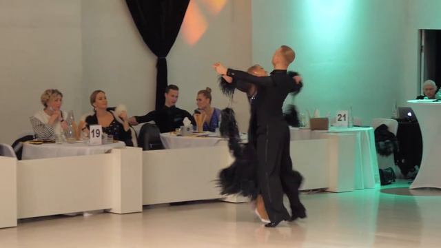 Огнёв Юрий Коваль Наталья Медленный Вальс Презентация смотреть онлайн