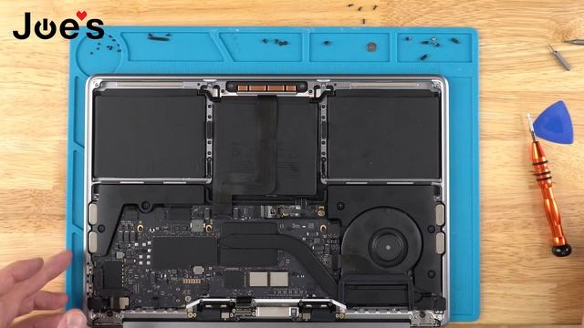 Apple MacBook Pro 13.3-Inch M1 M2 2020 2022 A2338 Screen Display Replacement | Repair Tutorial смотреть онлайн