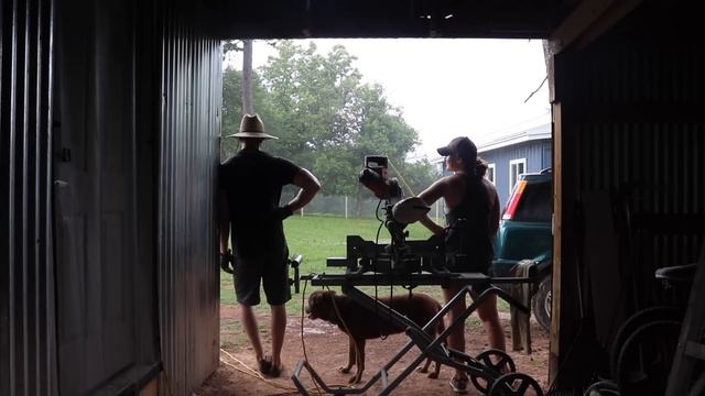 Couple Builds SHIPPING CONTAINER HOME With No Experience смотреть онлайн