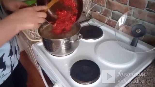 Наварила борщ котам / Ну а мы поехали/ смотреть онлайн