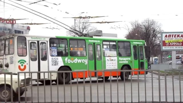 Днепр, троллейбус ЮМЗ едет по кольцевому маршруту смотреть онлайн