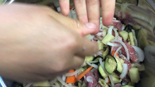 Баклажаны с мясом в горшочках смотреть онлайн