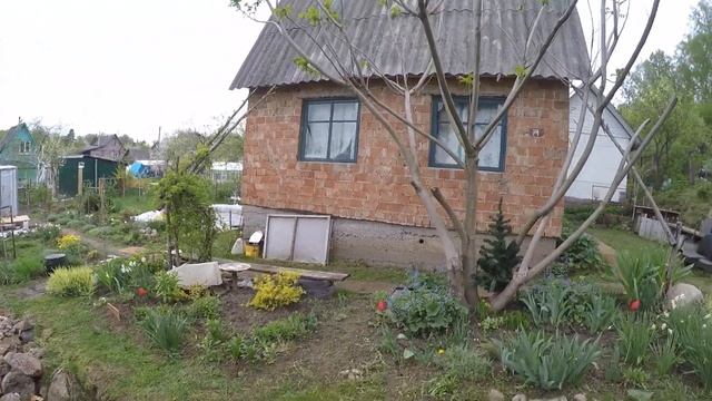 Укрепление склона земли автомобильными покрышками. смотреть онлайн