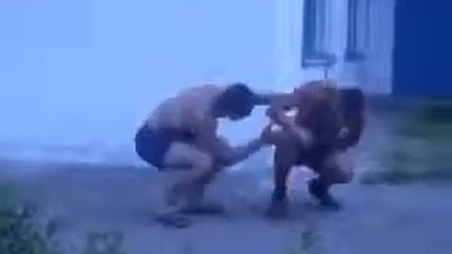 неудачно пробил пресс))))) Виталя жжет) смотреть онлайн