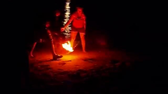 Ziiva's Fire Poi Spinning смотреть онлайн