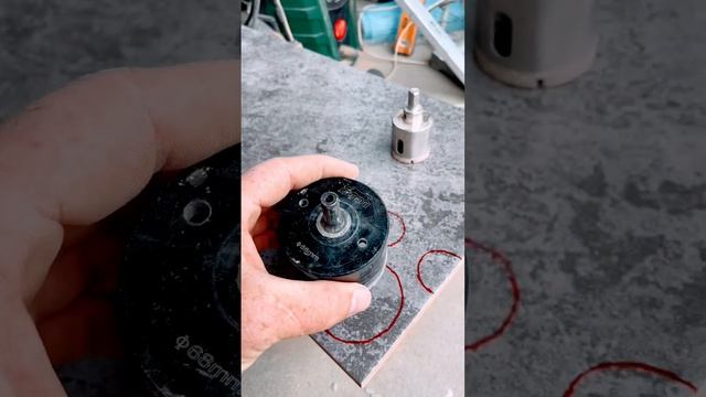 Как разметить отверстия, укладка плитки своими руками смотреть онлайн