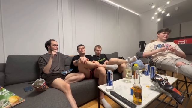 ЭВЕЛОН КЕКС ПРОСВЕТ С ФРИКАМИ смотреть онлайн