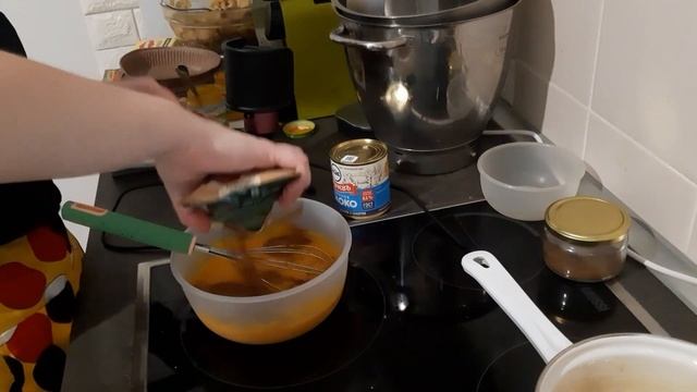 Осенние американские пироги | Яблочный и Тыквенный | Всех заморозим, всех запечём смотреть онлайн