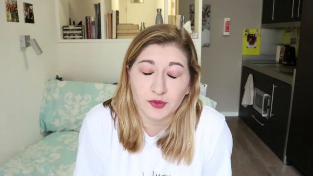 The Guernsey Literary and Potato Peel Pie Society Book AND Film Review смотреть онлайн