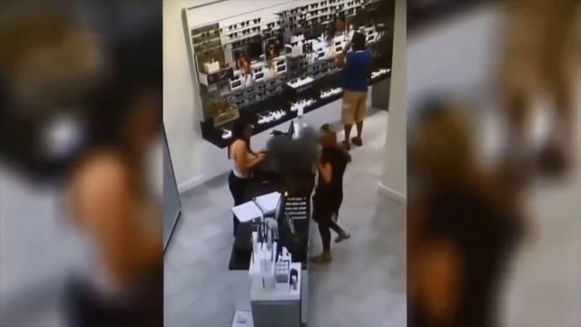 Оригинальный кабель Lightning для iPhone — всё что НУЖНО знать! Чем заряжать iPhone? смотреть онлайн