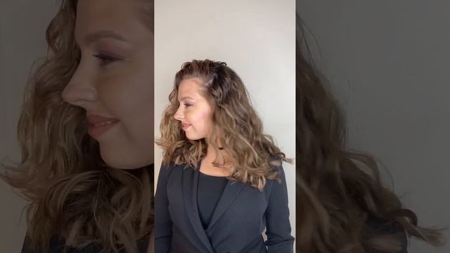Первое окрашивание в жизни нашей гостьи ❤️ #shorts смотреть онлайн
