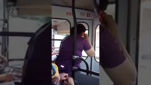 ДВЕРЬ МНЕ ОТКРЫВАЙ смотреть онлайн