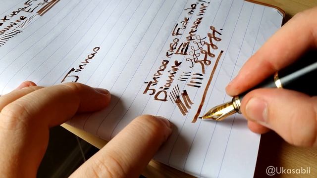 The Best Brown Sketching Ink!- Diamine Espresso Ink Review. смотреть онлайн