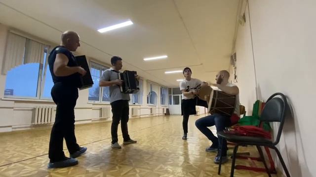 Ensemble Argo! смотреть онлайн