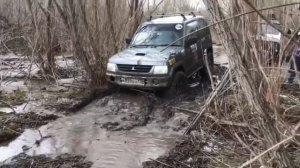 Pajero MINI H58  в грязи