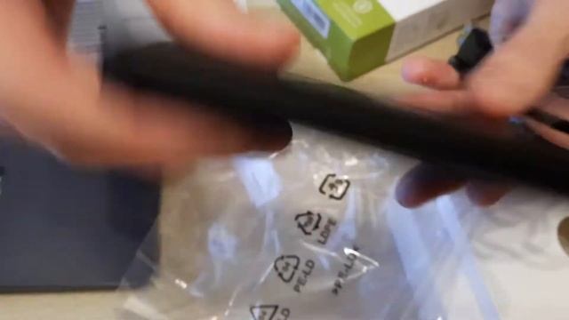 Распаковка — Внешний жесткий диск Toshiba Canvio Basics 2TB Black смотреть онлайн