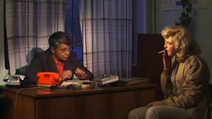 Александр Демьяненко и Елена Драпеко в детективном телеспектакле "Остаются следы" (1982)