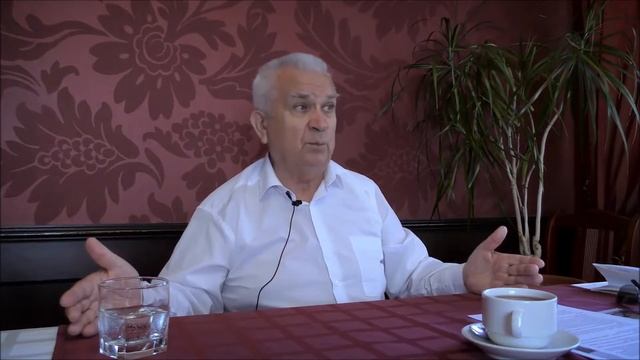 Зазнобин В.М. Животные на трибунах смотреть онлайн