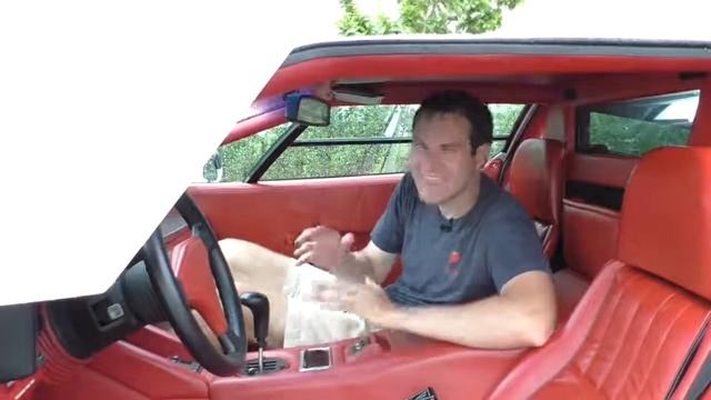 Вот почему Lamborghini Countach стоит $300 000 смотреть онлайн