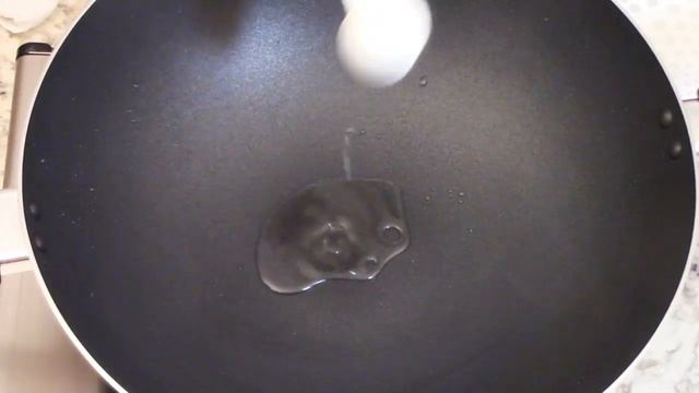 Spicy Stir-fried Beef and Basil (Thai Recipe) 泰式炒牛肉和罗勒 смотреть онлайн