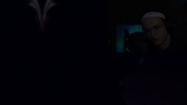 Бустер Смотрит XXXTENTACION - MOONLIGHT | БУСТЕР ЗАПЛАКАЛ смотреть онлайн