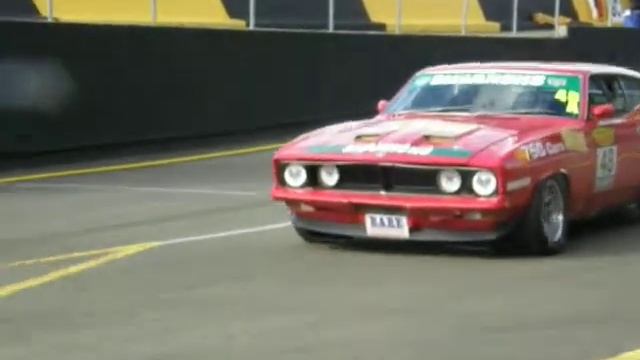 FORD falcon COUPE XB RACING смотреть онлайн
