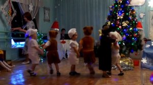 Детский танец "Пляска лесных зверят" - "За лапку скорее берись"