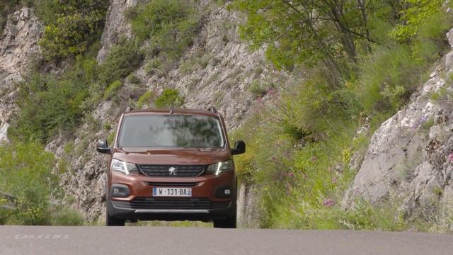 2019 Peugeot Rifter смотреть онлайн