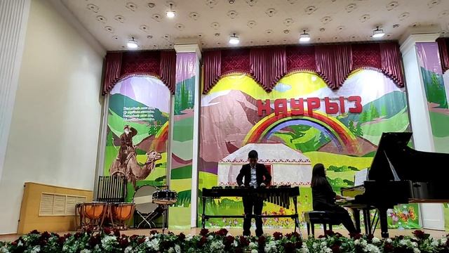 Серикбол Даниэль. " Вальс" Д. Палиев.(ксилофон)." Клоуны " Д . Кабалевский (малый барабан) смотреть онлайн