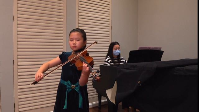 Vivaldi Spring "La Primavera" from Four Seasons | Madeline Wang, Violin | Student of Ronald Houston смотреть онлайн